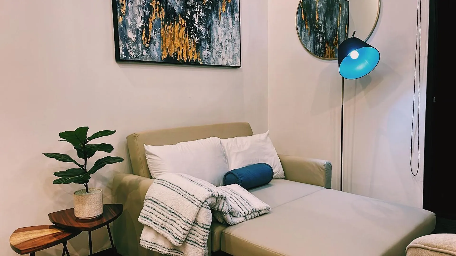 Apartamento En Centro De La Ciudad De Guatemala Zona 10 Edificio Eon 0*, Guatemala City Guatemala